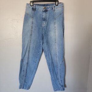 Sol Jeans Brazil Size 46 Women's 10 12 Light Wash Denim Tapered Leg Exposed Seam